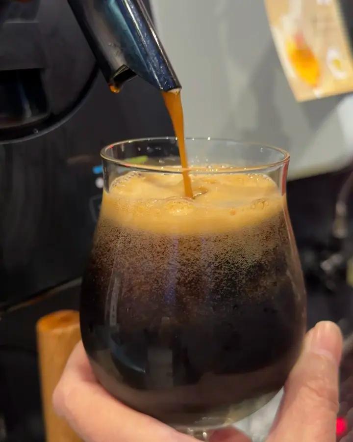 富山城見下ろすガーデンテラスで乾杯！【ANA クラウンプラザホテル富山 ビアガーデン】11 種類のビール＆パワフルなお肉とアジアンビュッフェ