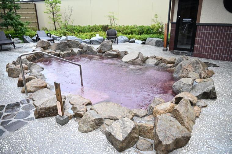 「土佐望月温泉 姫若子の湯」県内最大級の露天風呂に高知初の高濃度人工炭酸泉