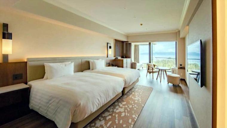 沖縄の雨の日の楽しみ方！人気カフェ巡りやホテルで楽しむエンジョイステイ！