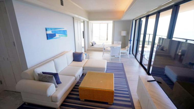 沖縄在住モデル武智志穂がめぐる宮古島の旅。リゾートホテルから島スイーツまでご褒美時間！【ウィンウィン放送 1000 回記念】