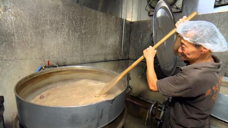 【沼津港グルメ】“幸せの”たまご焼き専門店と人気ラーメン店で見つけた意外な名物