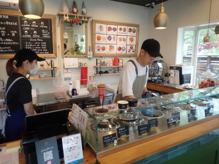 【静岡県伊東市・R65】隠し味は「シイタケ」人生をささげた職人の究極ジェラートを伊豆高原で