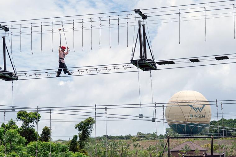 ジャングリア沖縄 スカイエンドトレッキング