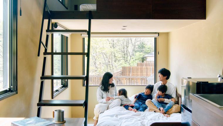 「YADOKARI VILLAGE 北軽井沢」ROADIE・室内