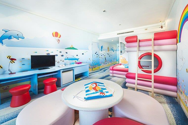 イルカと過ごす休日「ルネッサンス リゾート オキナワ」でかなえる欲張りステイ