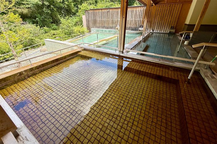 蓼科グランドホテル滝の湯