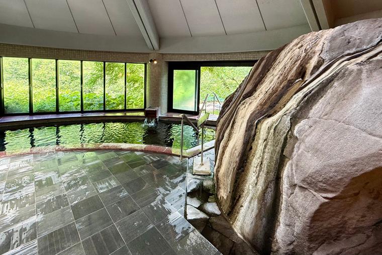 蓼科グランドホテル滝の湯