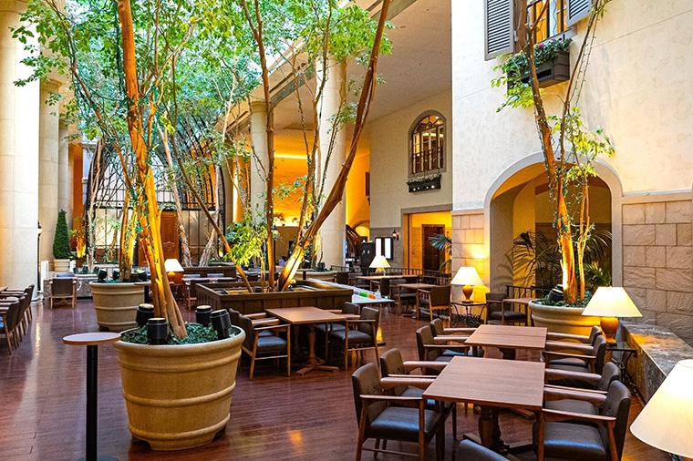 夏の室内で楽しめる！ディズニーホテル ～暑さ知らずの涼しいリゾートステイを満喫～