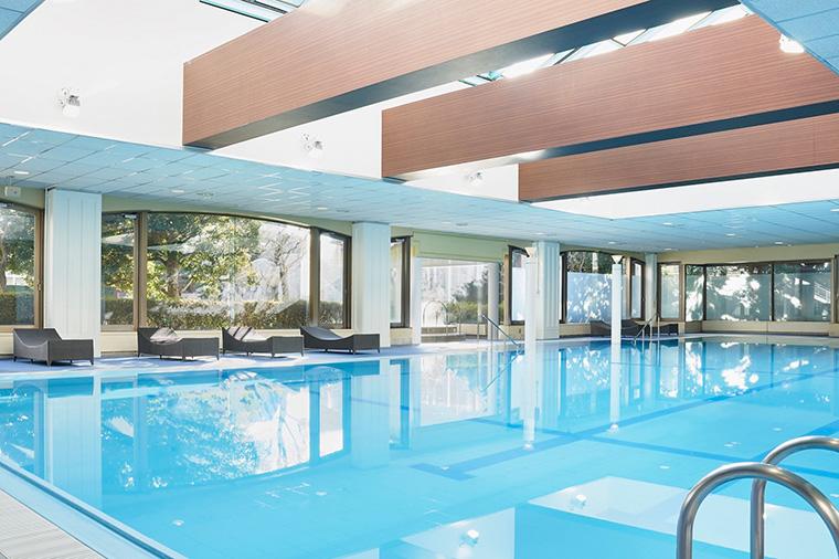 夏の室内で楽しめる！ディズニーホテル ～暑さ知らずの涼しいリゾートステイを満喫～