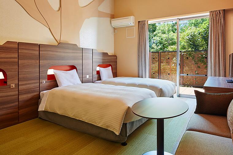 夏の室内で楽しめる！ディズニーホテル ～暑さ知らずの涼しいリゾートステイを満喫～