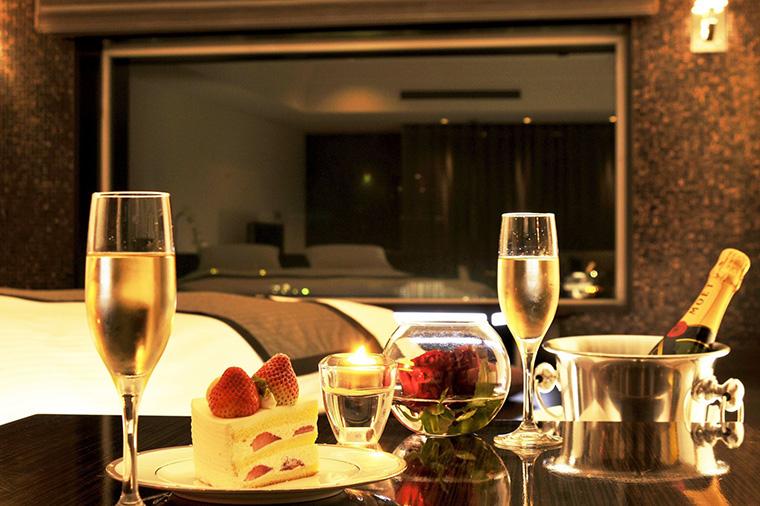 夏の室内で楽しめる！ディズニーホテル ～暑さ知らずの涼しいリゾートステイを満喫～