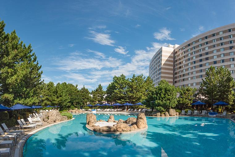 夏の室内で楽しめる！ディズニーホテル ～暑さ知らずの涼しいリゾートステイを満喫～