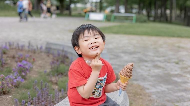 駐車場も入園料も無料で体験メニューは 30 種超！“幸せそう”な動物たちと触れ合える札幌のスポットを獣医師ママライターが解説｜サッポロさとらんど