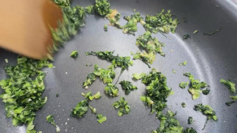 散居村の原風景残る砺波平野 築 130 年の古民家で味わう郷土料理「農家レストラン大門」