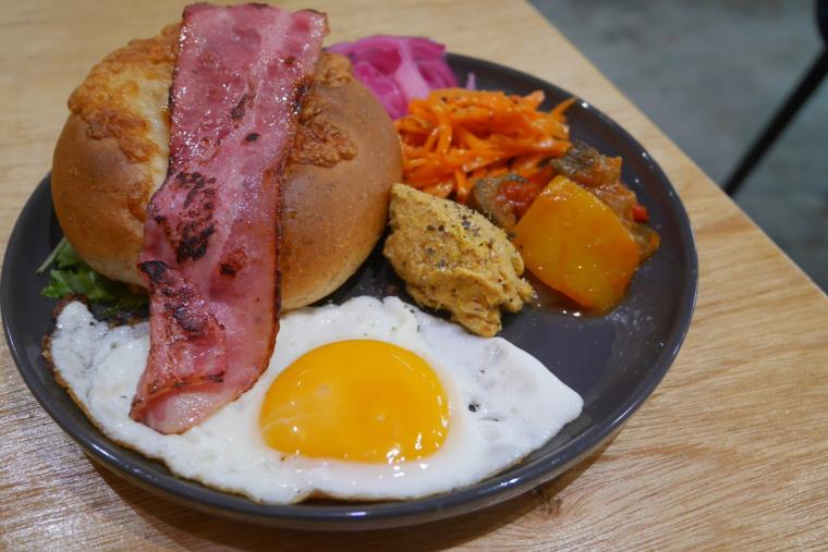 絶品朝ごはんを堪能！モーニングメニューが魅力的な沖縄のおすすめ店15選