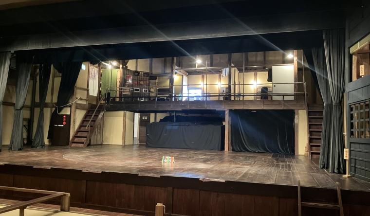 出石永楽館・舞台と楽屋