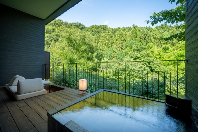 「THE YUKAWA」客室露天風呂