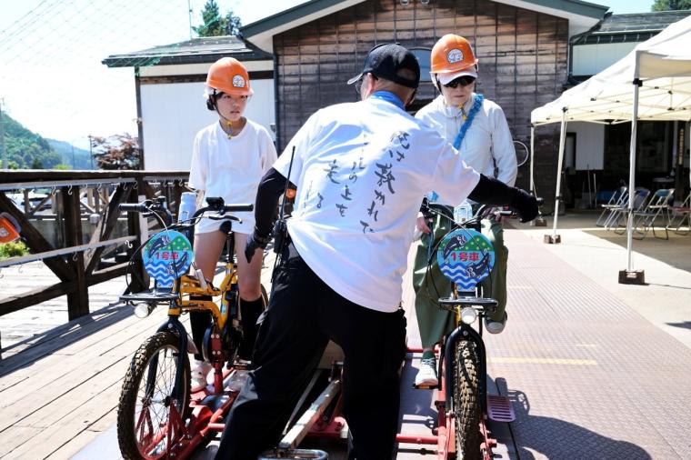 レールマウンテンバイク「Gattan Go!!」でまちなかコース