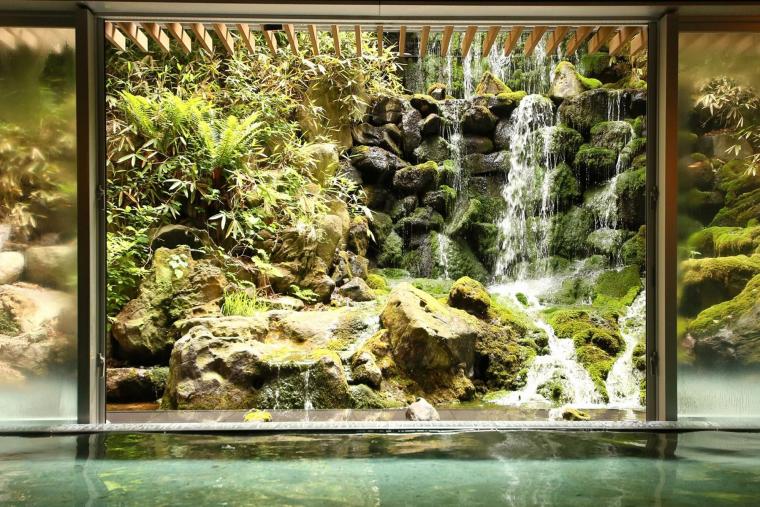 蓼科グランドホテル滝の湯