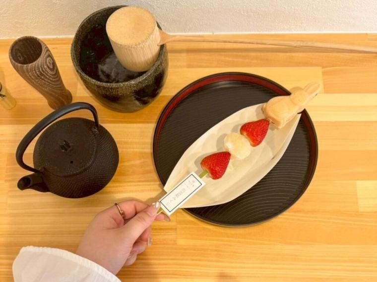 出雲弁から生まれた癒しの和スイーツ専門店。出雲大社散策の休憩にピッタリ、可愛いおやつが勢ぞろい！