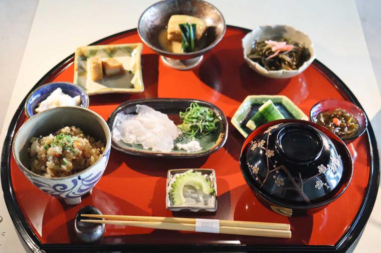 沖縄・国際通りは“食のワンダーランド”！沖縄グルメの穴場もあれば有名店も！オススメの30 店を一挙公開