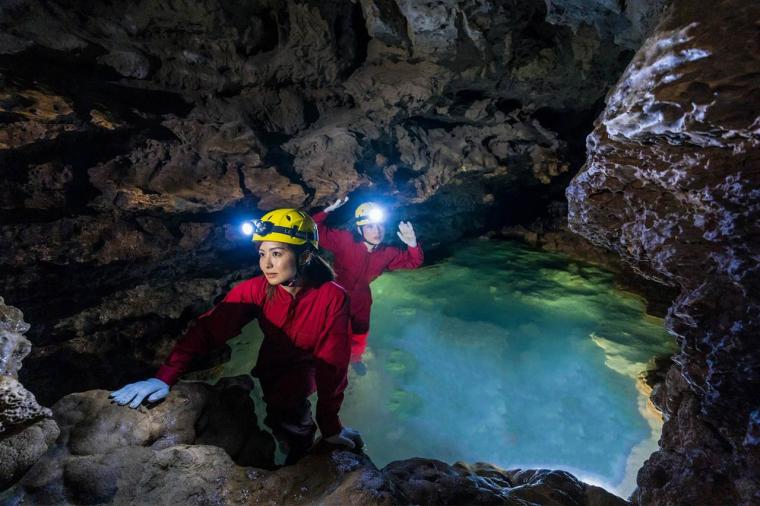 全長 5,000m！？南の島の洞くつ探検！沖縄の「玉泉洞」約 30 万年の時間が経過した鍾乳洞”未公開エリア”で夏期限定ツアー開催