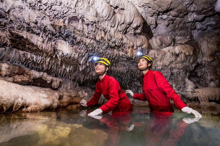 全長 5,000m！？南の島の洞くつ探検！沖縄の「玉泉洞」約 30 万年の時間が経過した鍾乳洞”未公開エリア”で夏期限定ツアー開催