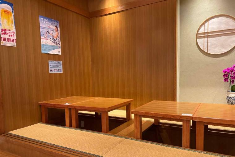 低価格でボリューミーな“沖縄食堂文化”を堪能！「沖縄家庭料理の店 ケンミン食堂」（那覇空港グルメ）