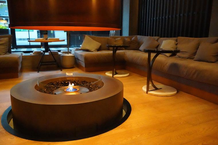 「TWIN-LINE HOTEL 軽井沢」ラウンジ