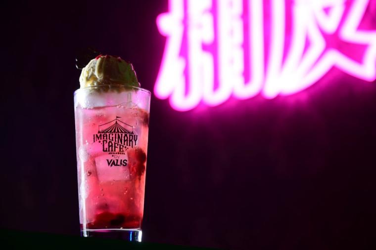 IMAGINARY AKIHABARA CAFE by VALIS