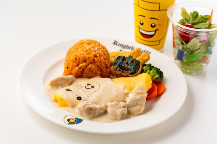 おばけのふんわりタマゴのオムライスセット