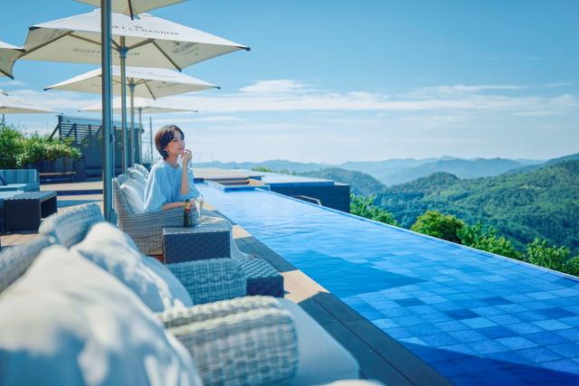 地元・滋賀を愛する西川貴教が語る、“夏のリフレッシュ”はびわ湖テラスで絶景体験！