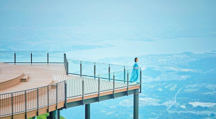地元・滋賀を愛する西川貴教が語る、“夏のリフレッシュ”はびわ湖テラスで絶景体験！