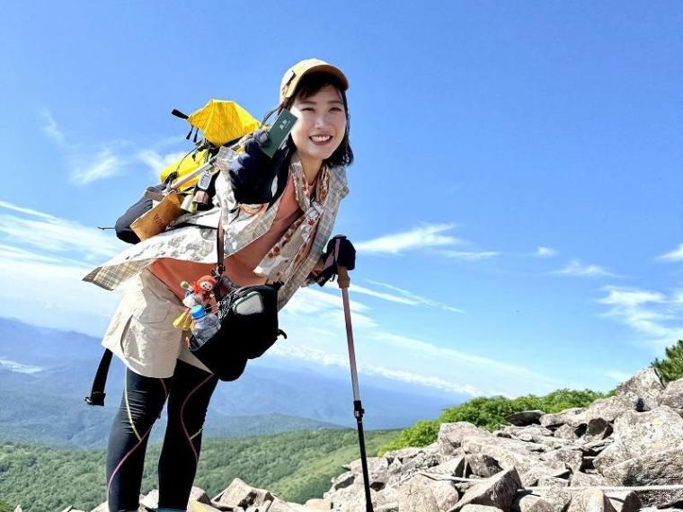 「神様が遊ぶ庭」天空の世界は絶景のオンパレードと、標識にハグしたくなる達成感！【北海道・トムラウシ山】