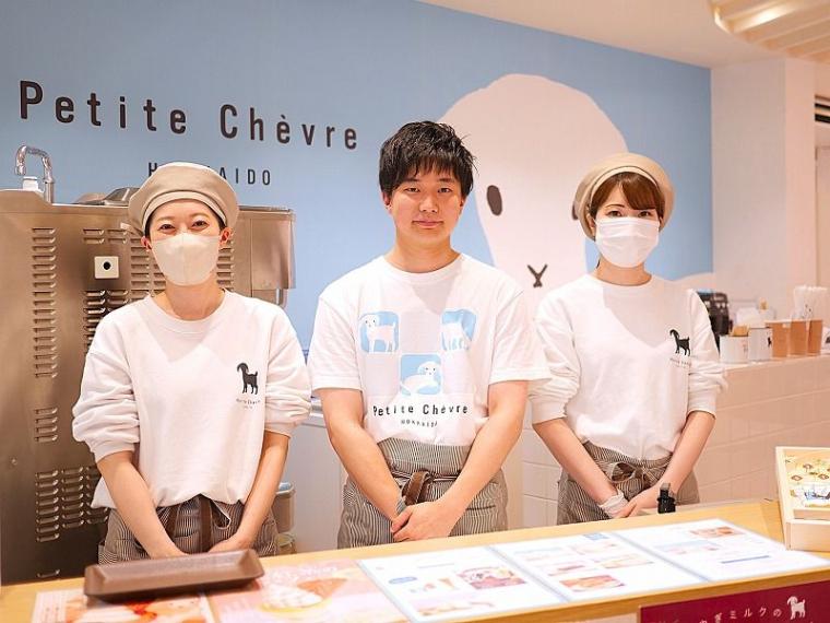 【札幌中心部でハシゴソフトクリーム】ペロッと食べられる「究極のミルクパフェ」に、珍しい「やぎミルク」ソフトも！