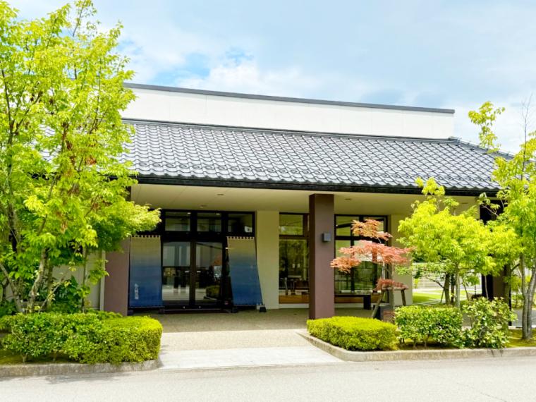 「丸八製茶場」の”献上加賀棒茶”のソフトクリームを食べに行ってきました！