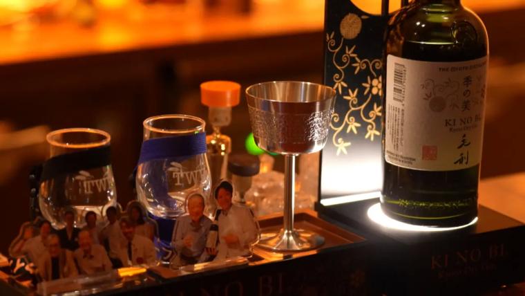 魚津の夜を静かにもてなす女性バーテンダー「BAR Power GRAN」伝説のバーテン毛利隆雄に認められたオーセンティックバー