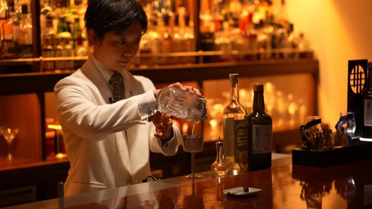 魚津の夜を静かにもてなす女性バーテンダー「BAR Power GRAN」伝説のバーテン毛利隆雄に認められたオーセンティックバー