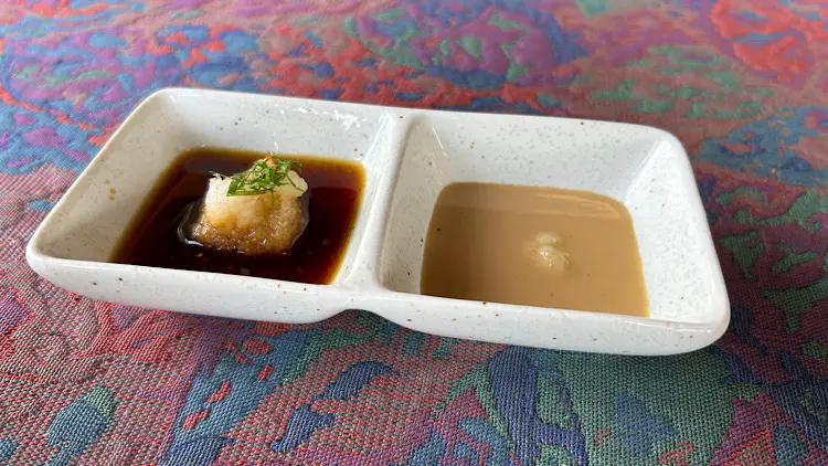 おわらの調べ響く 八尾ののどかな田園で本格ステーキ【ステーキ胡弓】牛 100％の自家製ハンバーグとセットのランチも