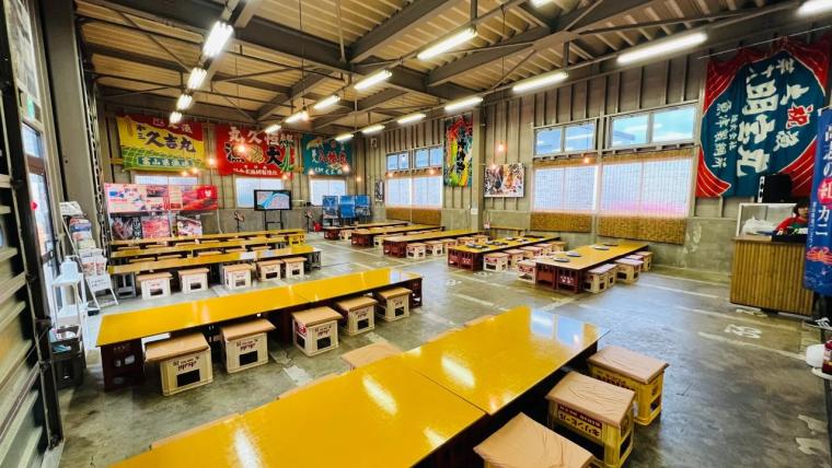 物価高でも値段据え置き!! 富山でカニなら【新湊かに小屋】水揚げ直後のカニ 60 分食べ放題 6900 円