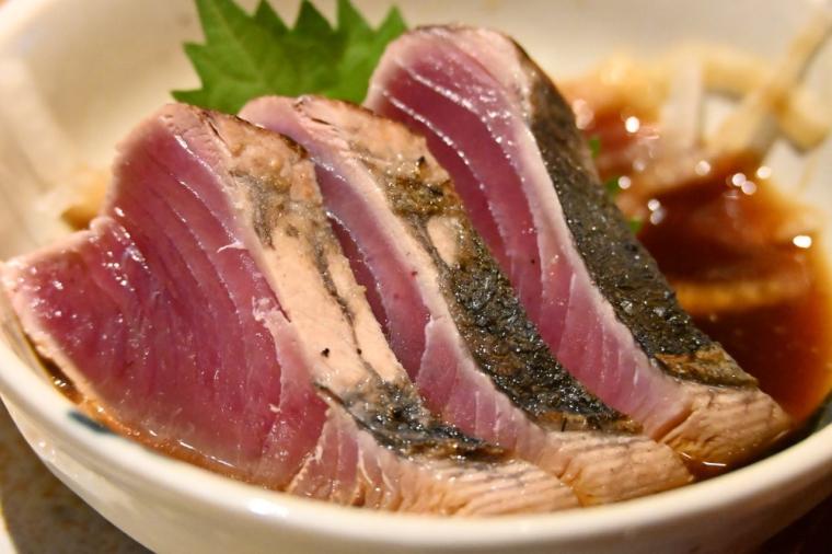 カツオは“生”だけ！昼も夜も美味しい魚を堪能「食楽 いずみ」