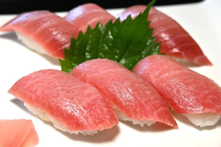 高知東旅×マグロ料理！絶品を味わう「レストラン ホテルなはり」