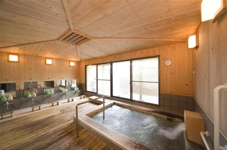 高知東旅で日帰り入浴！ヒノキ風呂と露天風呂が楽しめる「ホテルなはり」