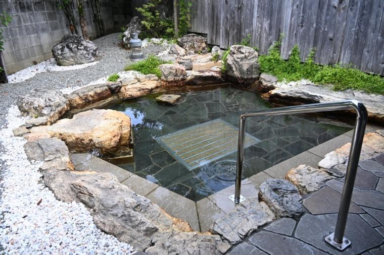 高知東旅で日帰り入浴！ヒノキ風呂と露天風呂が楽しめる「ホテルなはり」