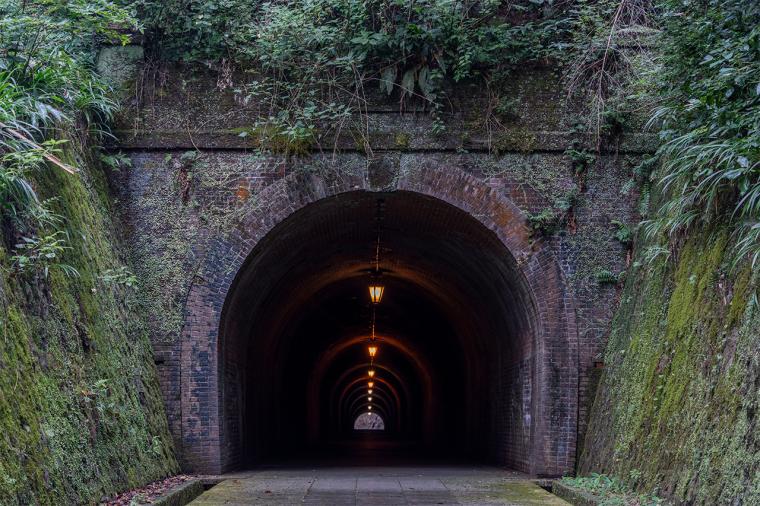 明治のトンネル