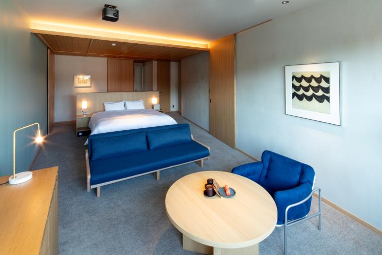 「HOTEL AO KANAZAWA」青スイート