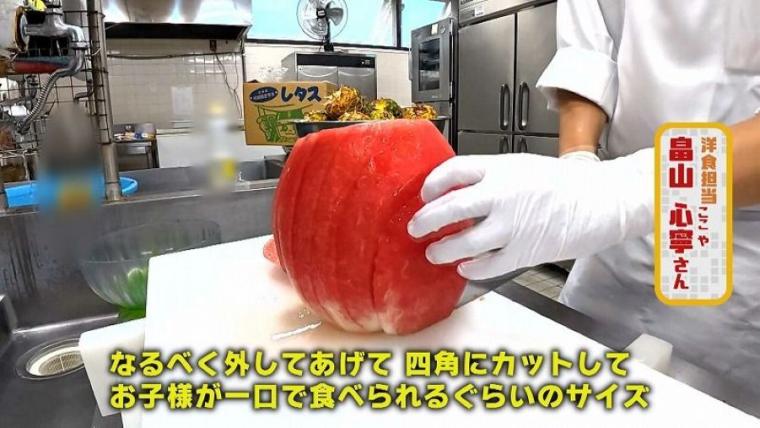 ボウルひとつに100人分のポテト！北海道の人気温泉ホテルでディナーバイキングの裏側へ