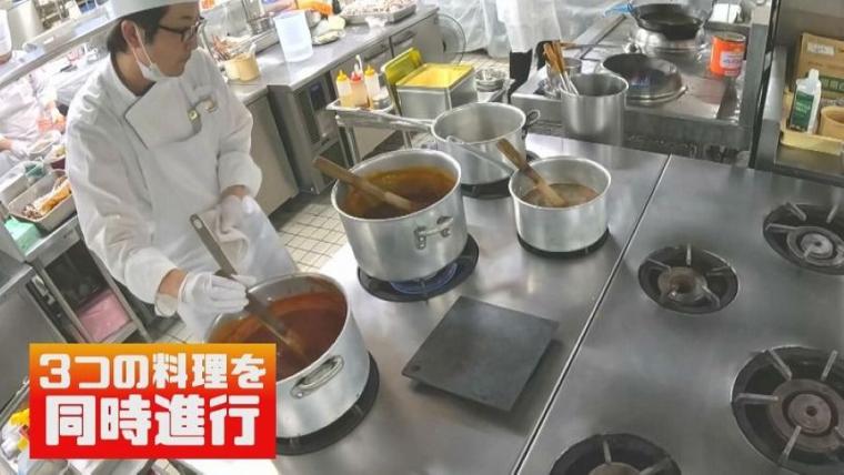 ボウルひとつに100人分のポテト！北海道の人気温泉ホテルでディナーバイキングの裏側へ