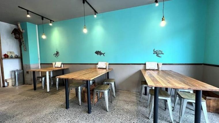 【札幌】1500円以下で！？ネタがはみでた豪華海鮮丼がコスパ最強すぎる！お寿司食べ放題も堪能