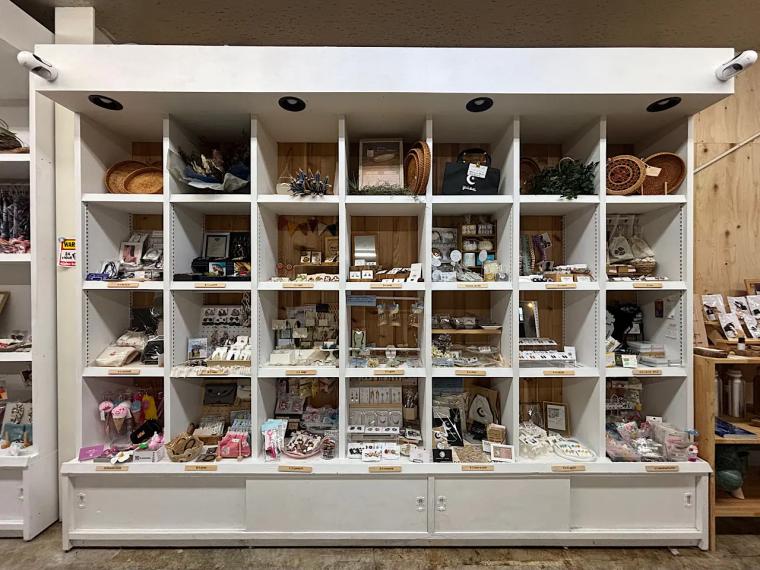 童話のような元気とワクワクを氷見に【オトギノハコ】鮮度こだわりの焙煎コーヒーとふわもちワッフル